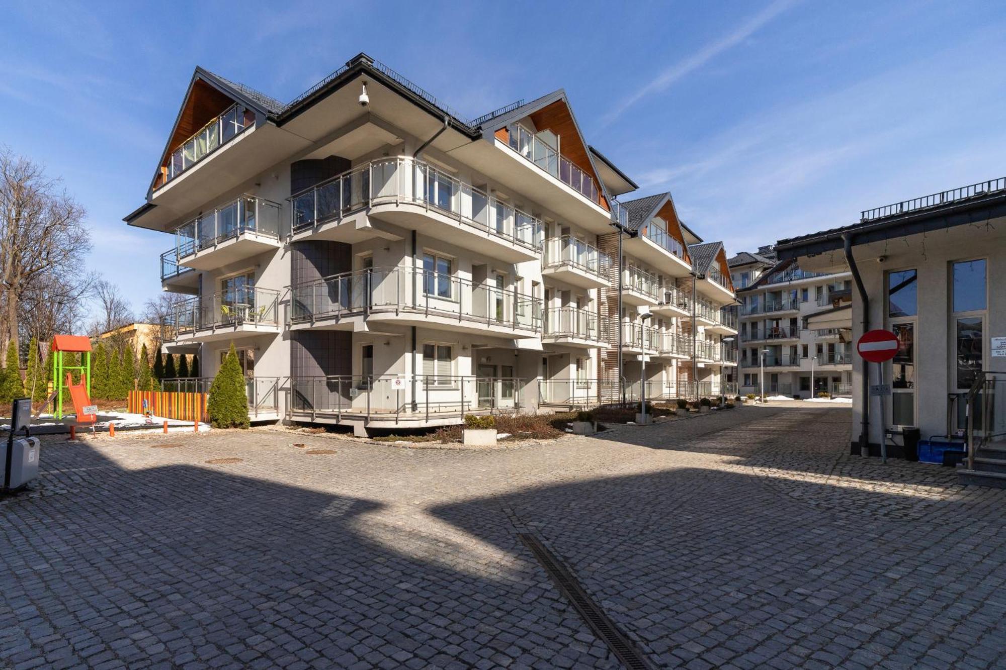 Przestronne Apartamenty W Zakopanem Z Trzema Sypialniami I Parkingiem By Noclegi Renters Ngoại thất bức ảnh