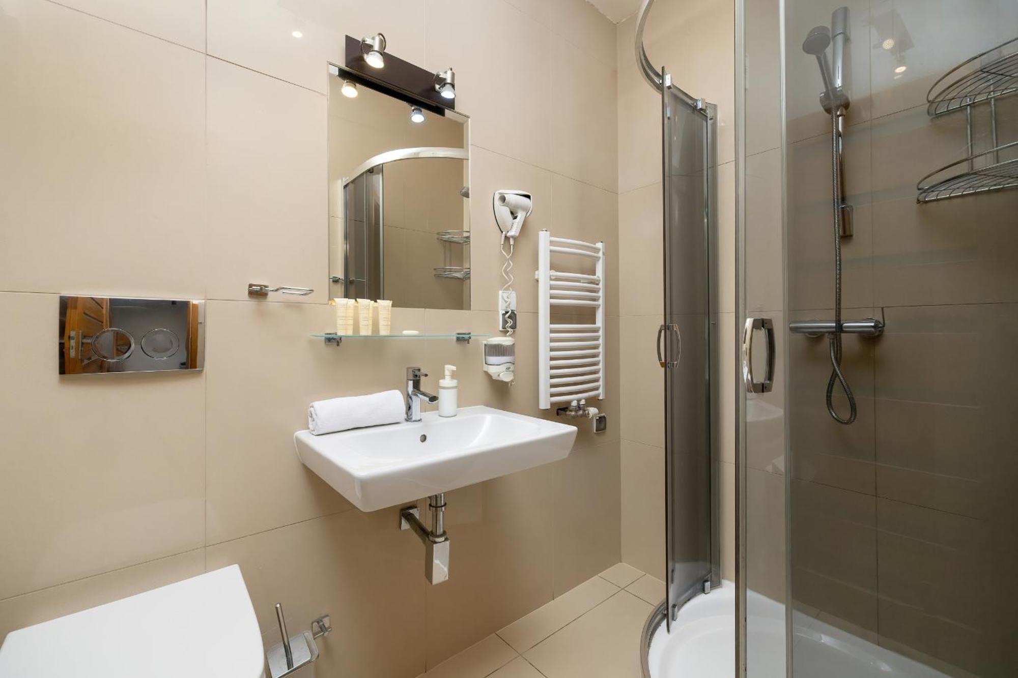 Przestronne Apartamenty W Zakopanem Z Trzema Sypialniami I Parkingiem By Noclegi Renters Ngoại thất bức ảnh
