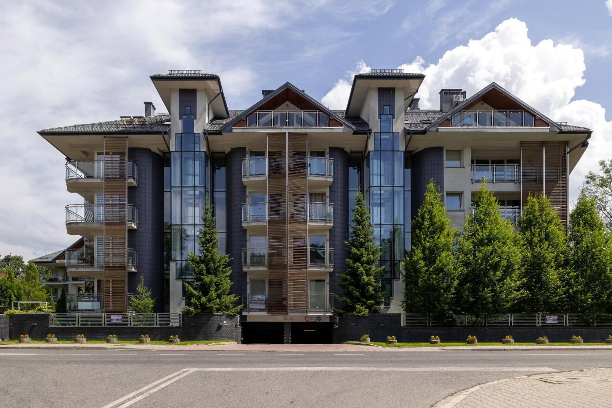 Przestronne Apartamenty W Zakopanem Z Trzema Sypialniami I Parkingiem By Noclegi Renters Ngoại thất bức ảnh