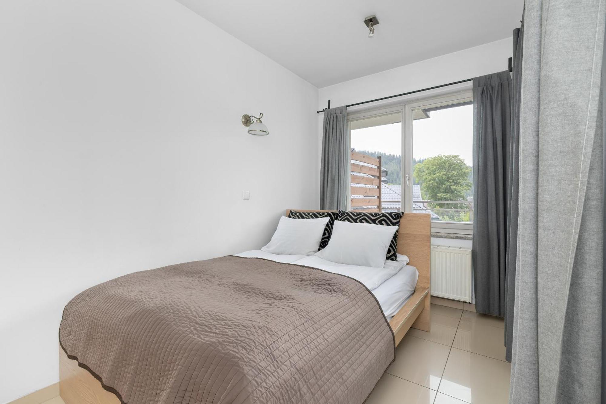 Przestronne Apartamenty W Zakopanem Z Trzema Sypialniami I Parkingiem By Noclegi Renters Ngoại thất bức ảnh